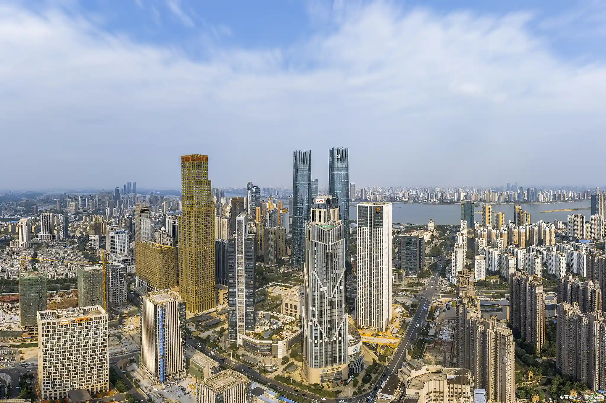 放着好好的省会南昌不待，这所大学要去一个县城建新校区？