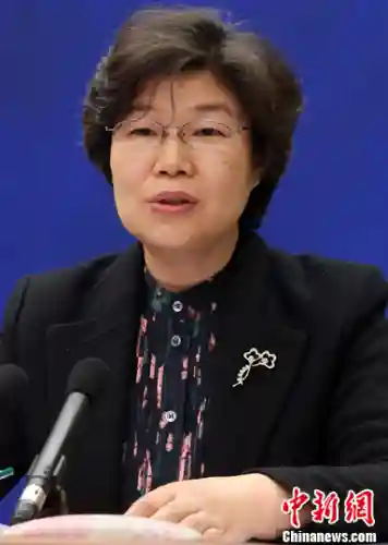 人社部：社会组织吸纳高校毕业生可享受扶持政策